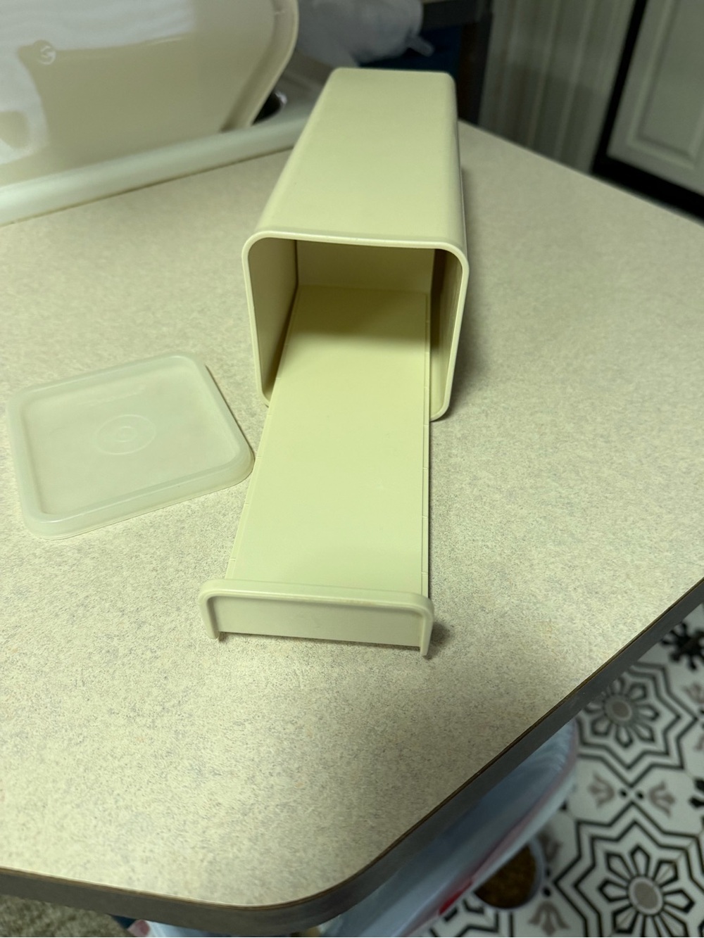 Tupperware Cream Sliding Pantry Dispenser